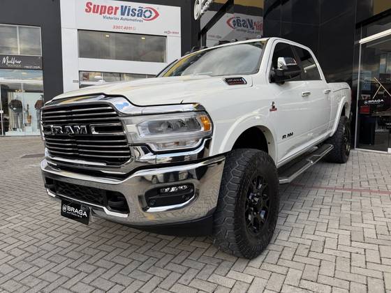 RAM 3500 6.7 I6 TURBO DIESEL LARAMIE CD 4X4 AUTOMÁTICO RAM 3500 6.7 I6 TURBO DIESEL LARAMIE CD 4X4 AUTOMÁTICO